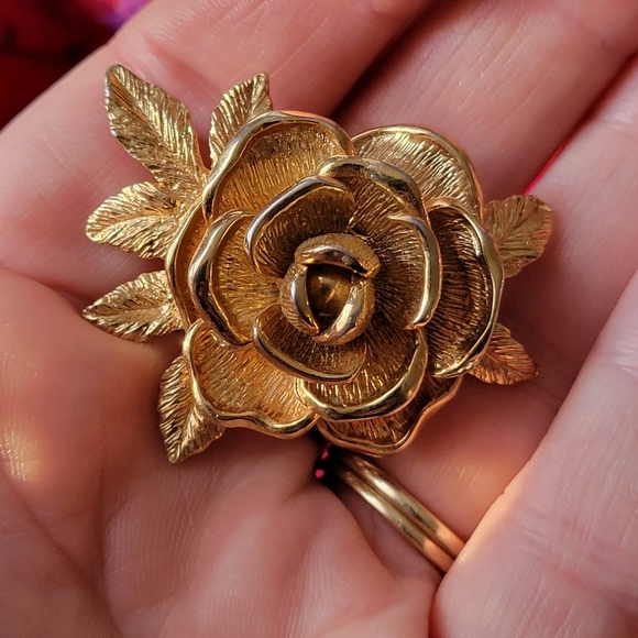 Relisted -vintage Rose brooch Sarah Coventry gold tone flower pin - Picture 3 of 8